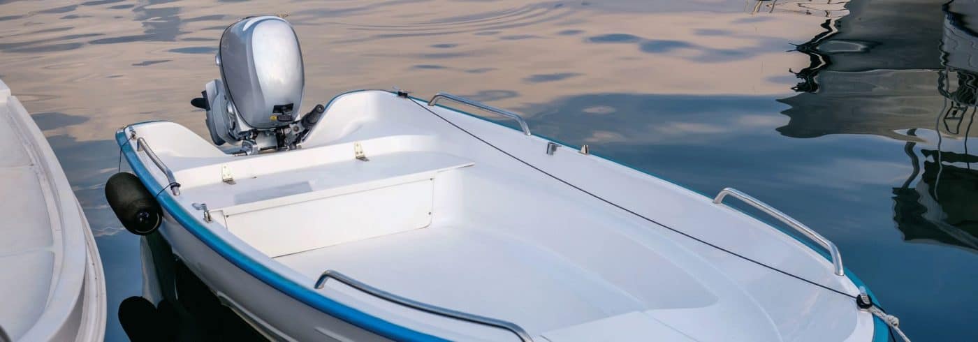 moteur hors bord 2 temps interdit