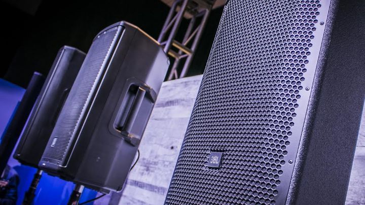 Comment Brancher Le Son Sur Un Videoprojecteur? Les Étapes Faciles À Suivre 26 comment brancher le son sur un videoprojecteur