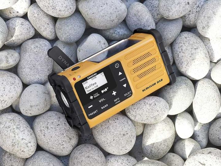 Meilleur Radio CD Portable: Les Machines Qui Apportent Du Confort Après Des Heures De Travail Stressantes 14 meilleur radio cd portable