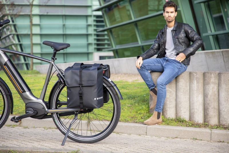 sacoche vélo convertible sac à dos