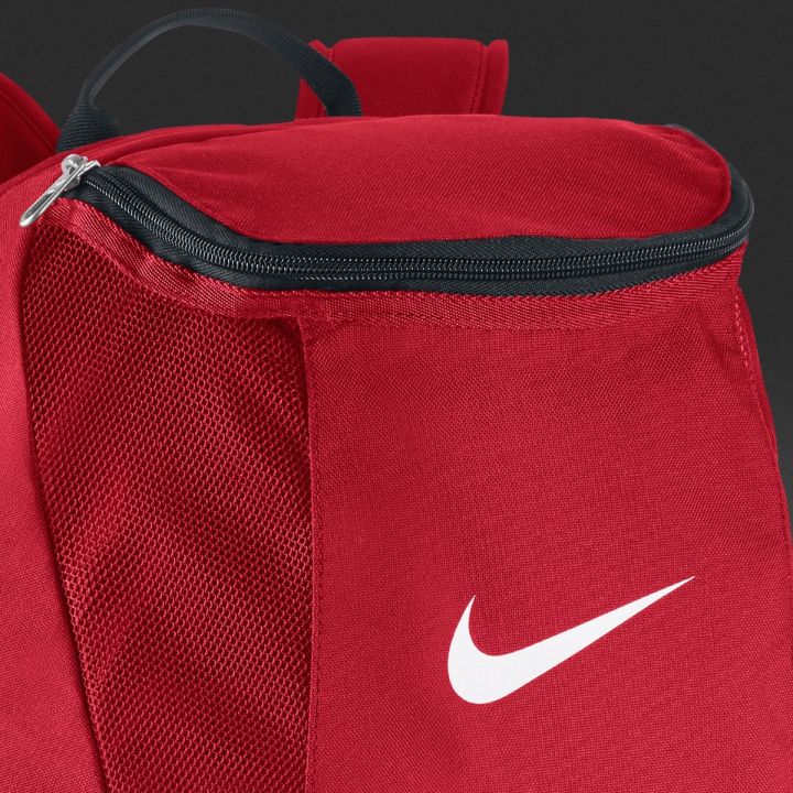 sac à dos nike intersport