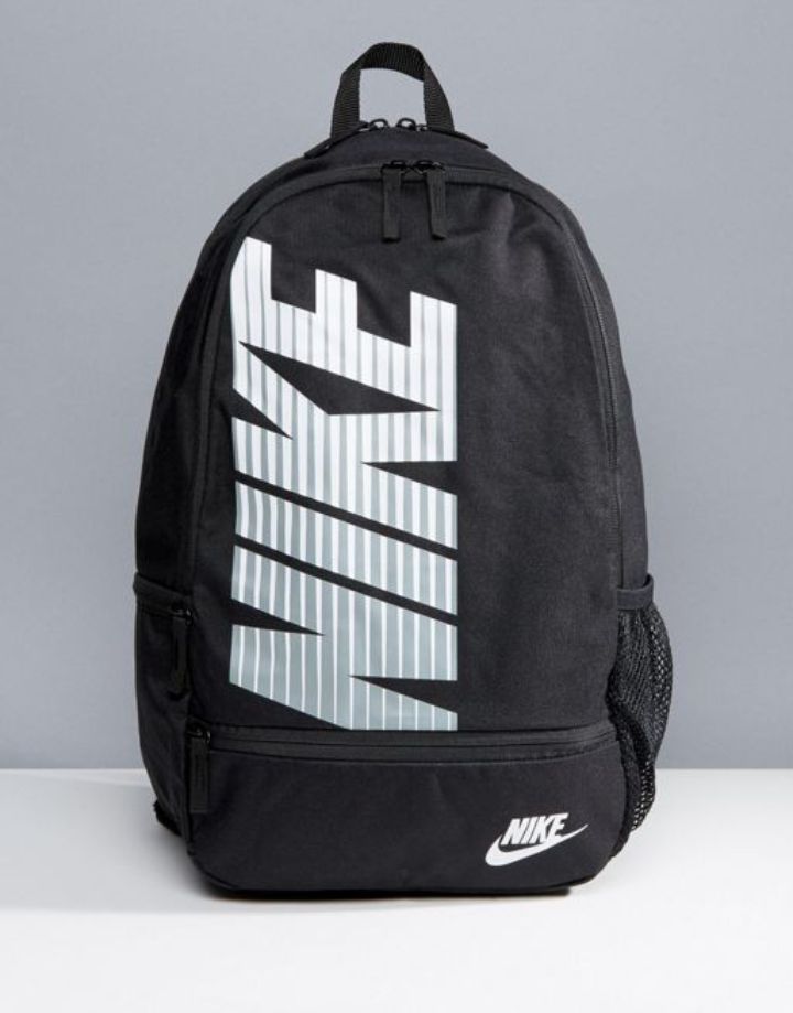 sac à dos nike intersport