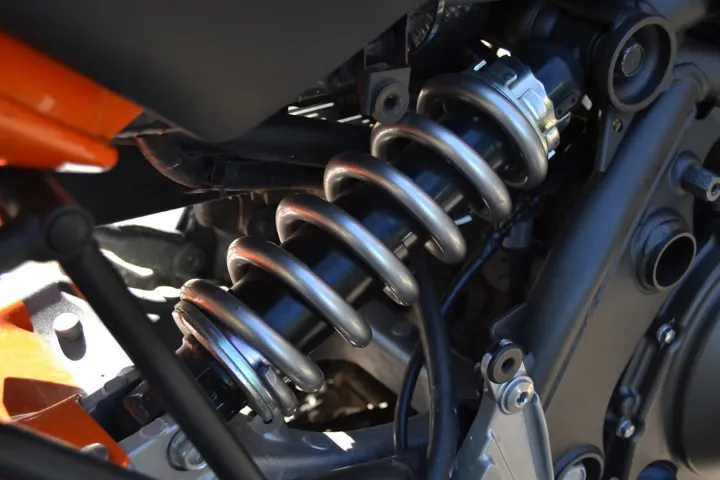 Les 15 Meilleur Marque Amortisseur Sur Le Marché Aujourd’hui !