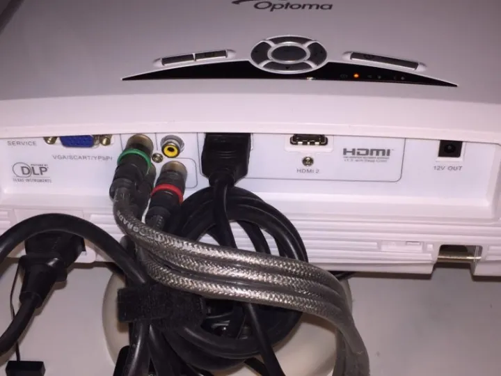 Comment Brancher Le Son Sur Un Videoprojecteur? Les Étapes Faciles À Suivre 20 Comment Brancher Le Son Sur Un Vidéoprojecteur Pour Mieux Nég