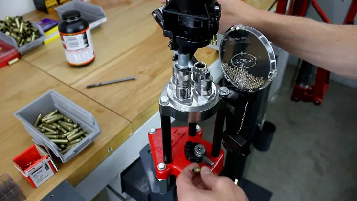 Presse De Rechargement