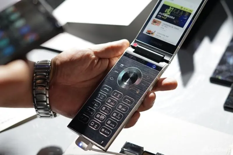 Top 10 Meilleur Telephone A Clapet 4G Avis Comparatif 4 Telephone A Clapet 4G